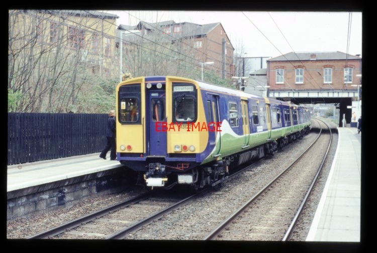 ORIGINAL 35MM SLIDE CLASS 313 UNIT 313122 AT WEST HAMPSTEAD STATION £3. ...